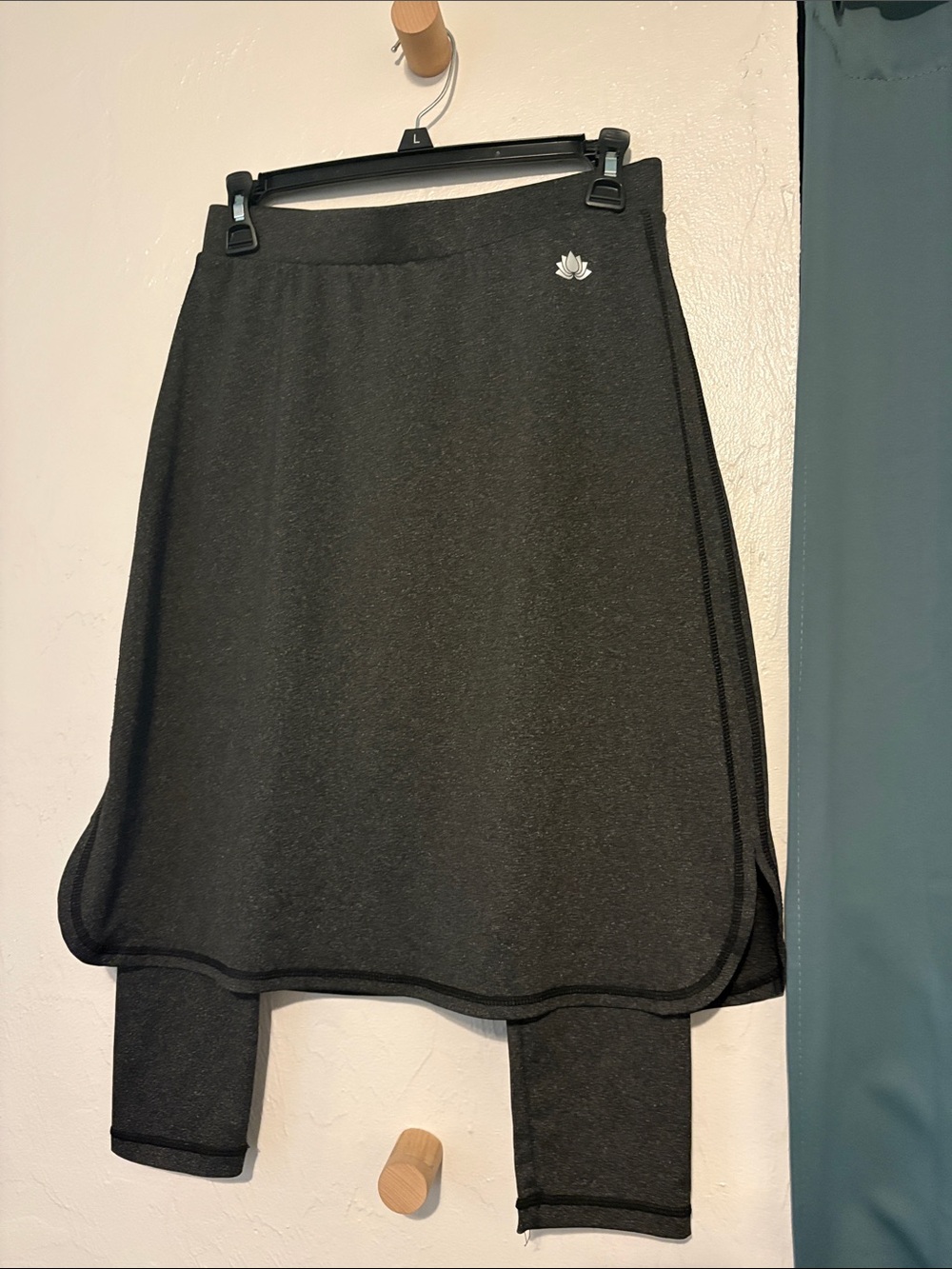 Snoga Women’s Skirt